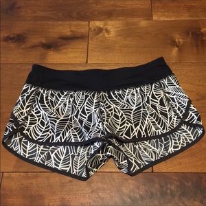 Size 6 Lululemon Speed Shorts